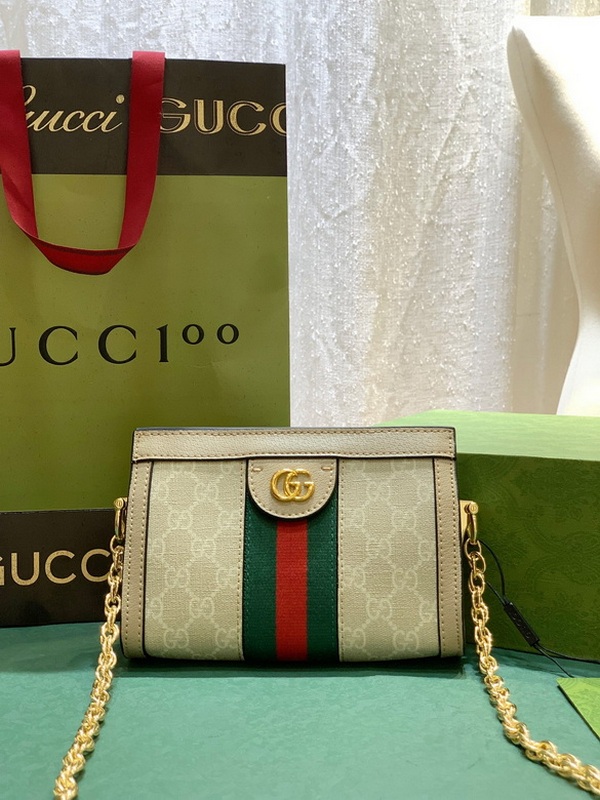 Gucci Handbags 964